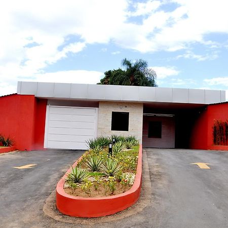 Motel Passport Guaratinguetá Dış mekan fotoğraf